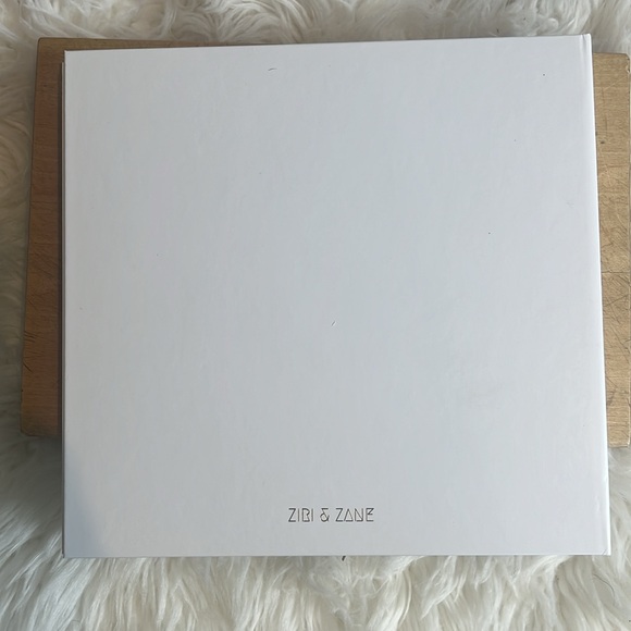 Zibi & Zane The Story of You Baby’s First Five Years Baby Book - Picture 2 of 8